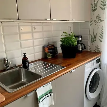 Smakfull Centrumlaegenhet, 3 R + K, 80 M2 Huoneisto