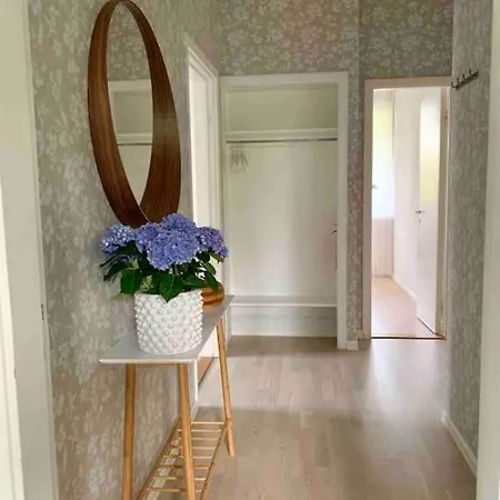 Smakfull Centrumlaegenhet, 3 R + K, 80 M2 *